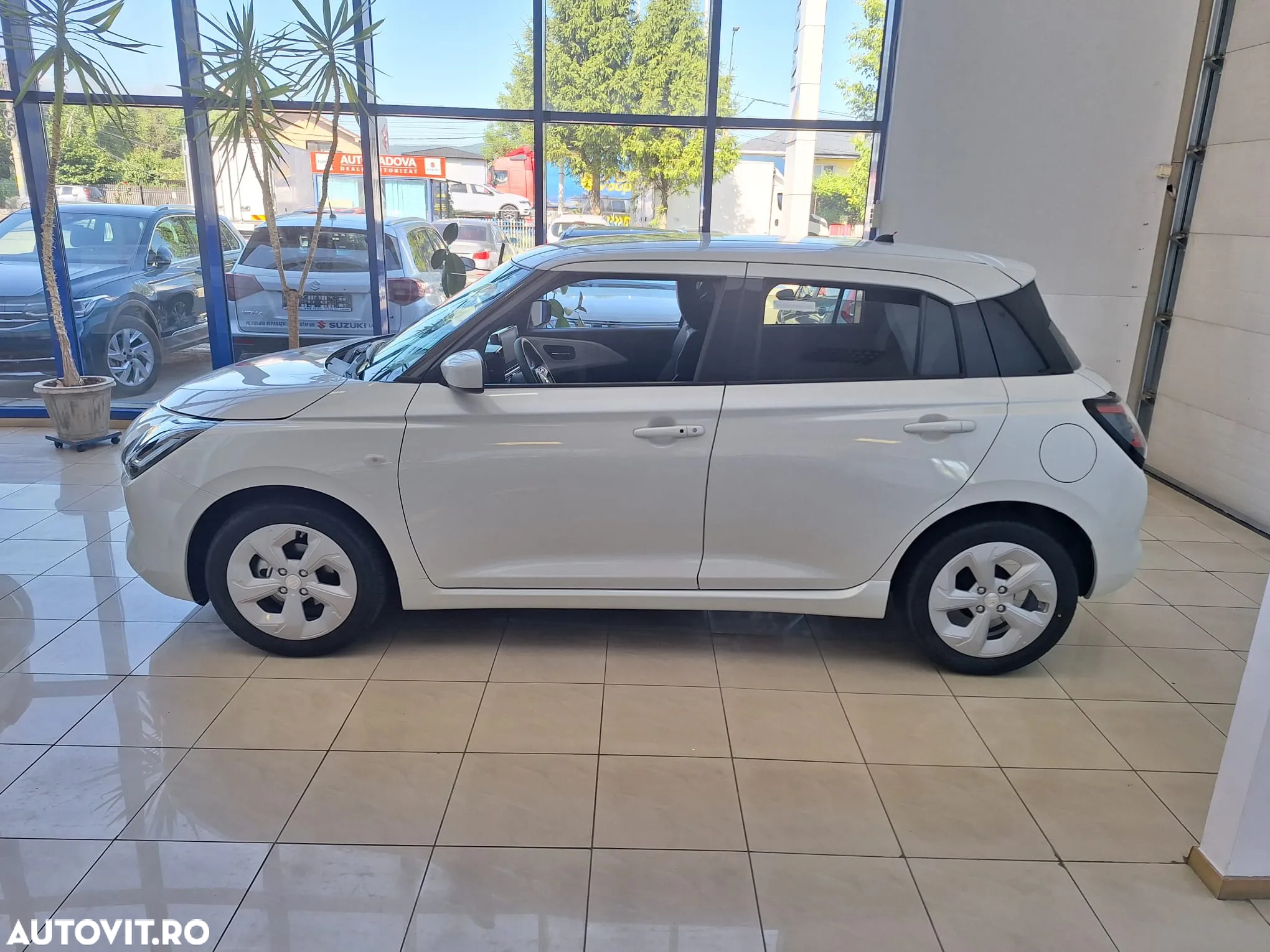 Suzuki Swift 1.2 Dualjet 12V MHEV Passion - 5