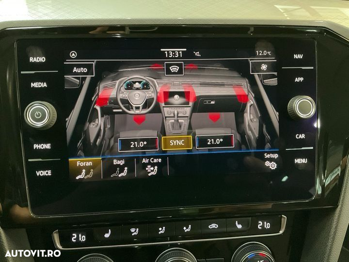 Volkswagen Passat - 13