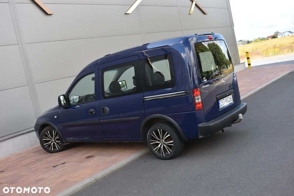 Opel Combo - 28