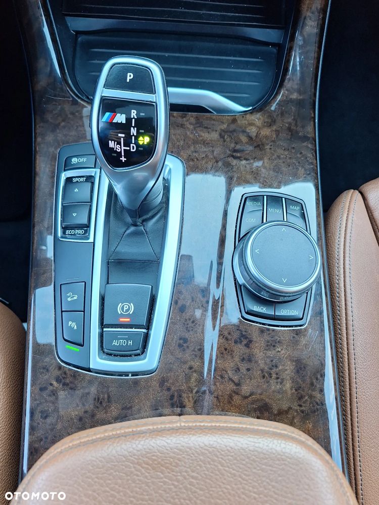 BMW X3 28i xDrive - 9