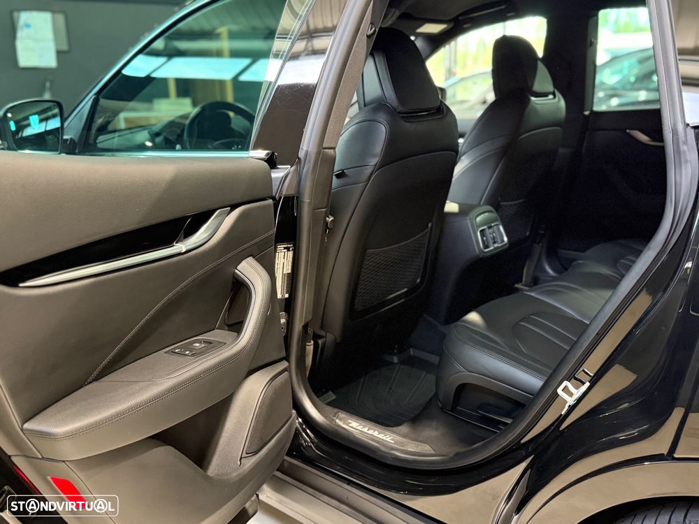 Maserati Levante 3.0 V6 Gransport - 17