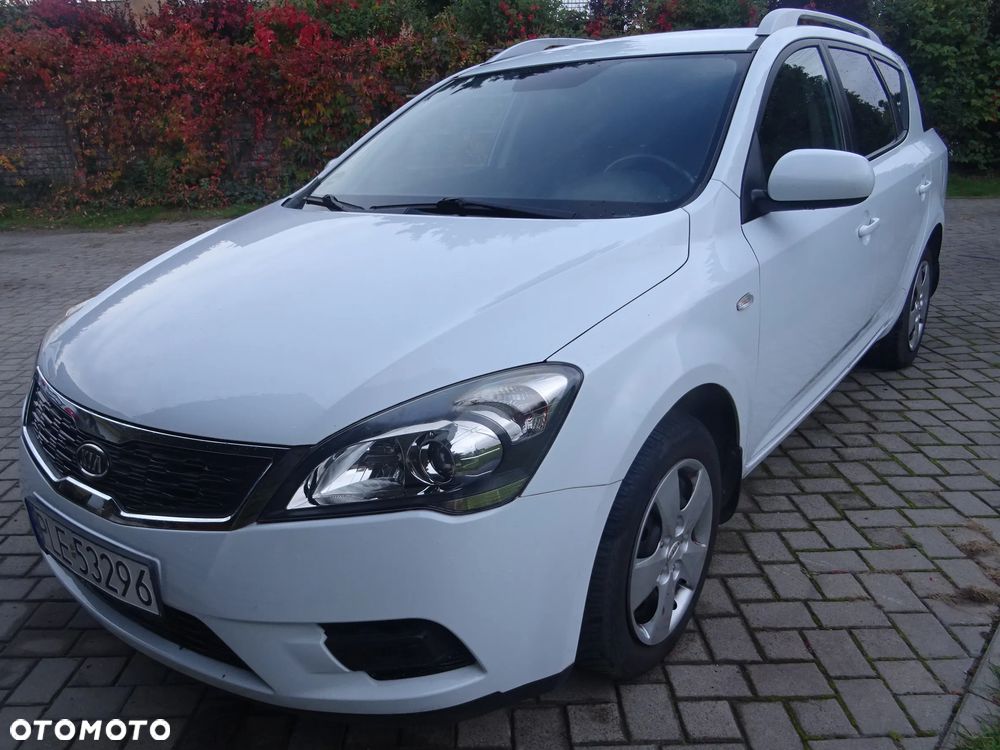 Kia Ceed 2012 photo 5