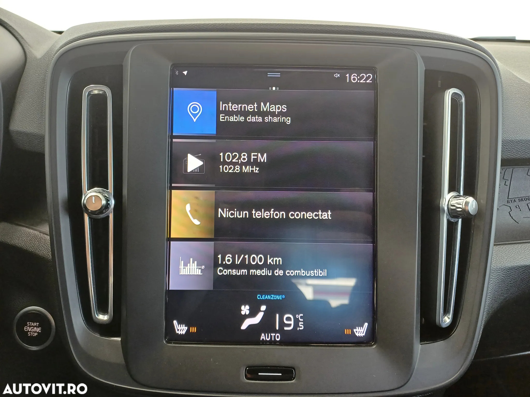 Volvo XC 40 T3 AT8 Momentum Pro - 14