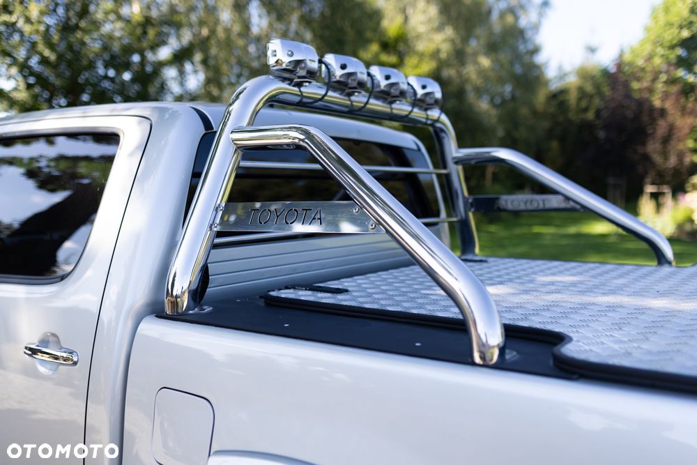 Toyota Hilux 3.0 D-4D SR5 - 6