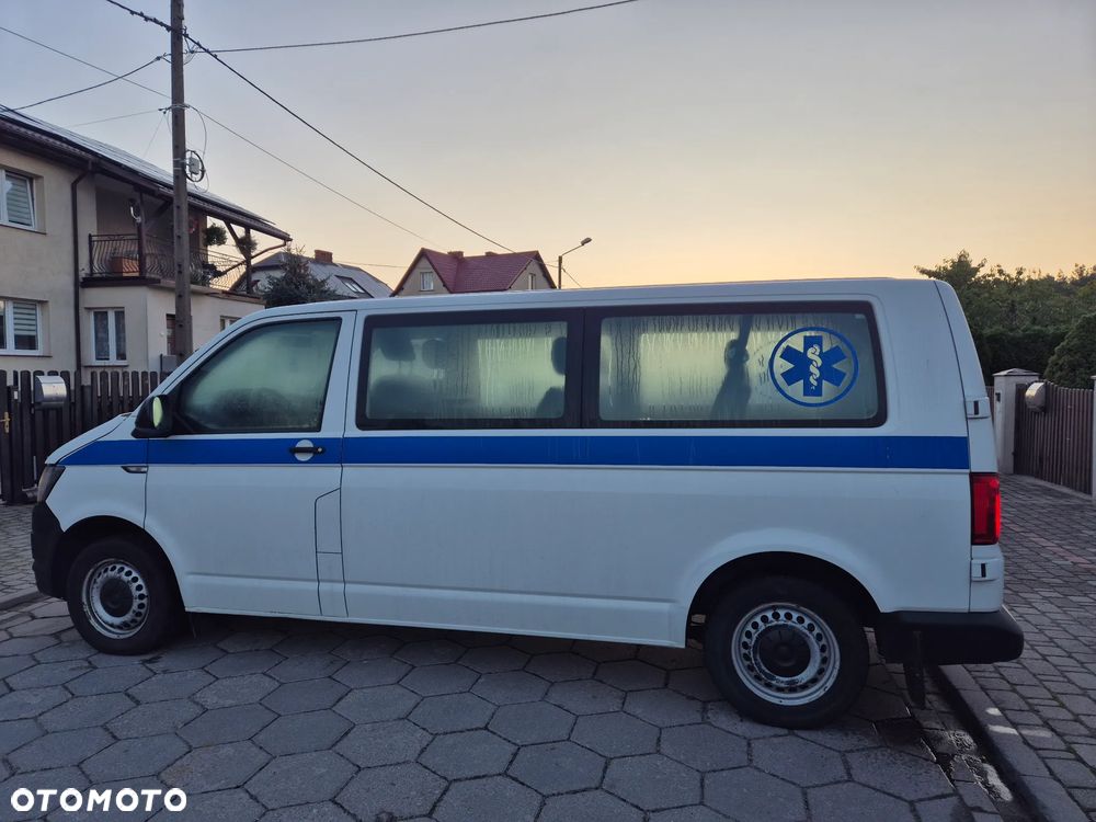 Volkswagen Caravelle - 5