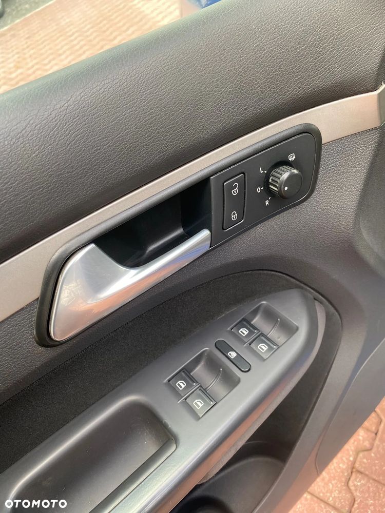 Volkswagen Touran 1.4 TSI United - 15