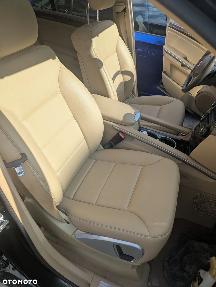 Mercedes-Benz ML - 7