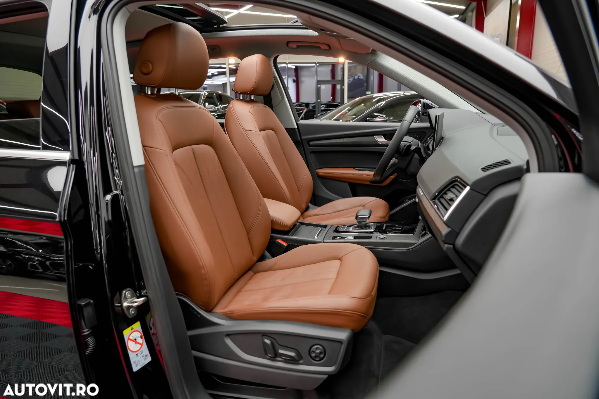 Audi Q5 50 TFSI e quattro S tronic design - 4