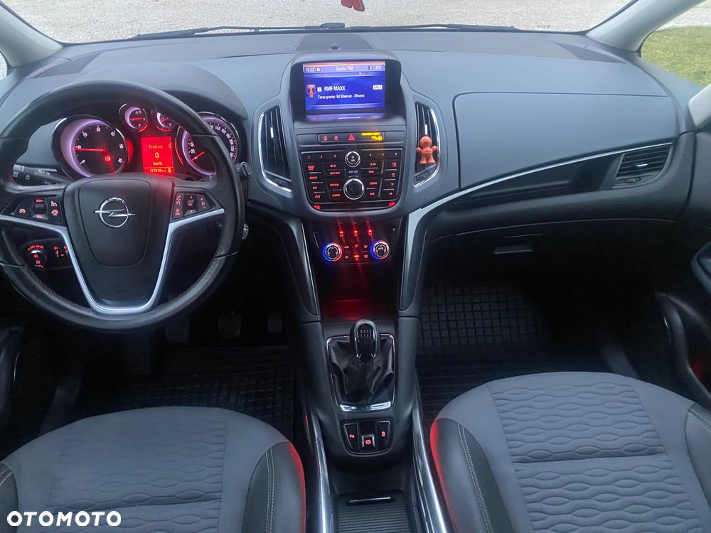 Opel Zafira 2.0 CDTI Cosmo - 18