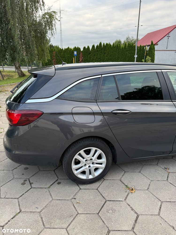 Opel Astra 1.6 CDTI Enjoy S&S - 11
