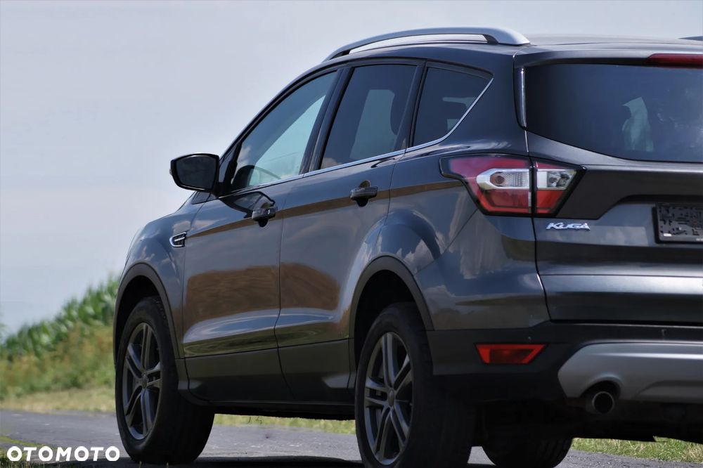 Ford Kuga - 13