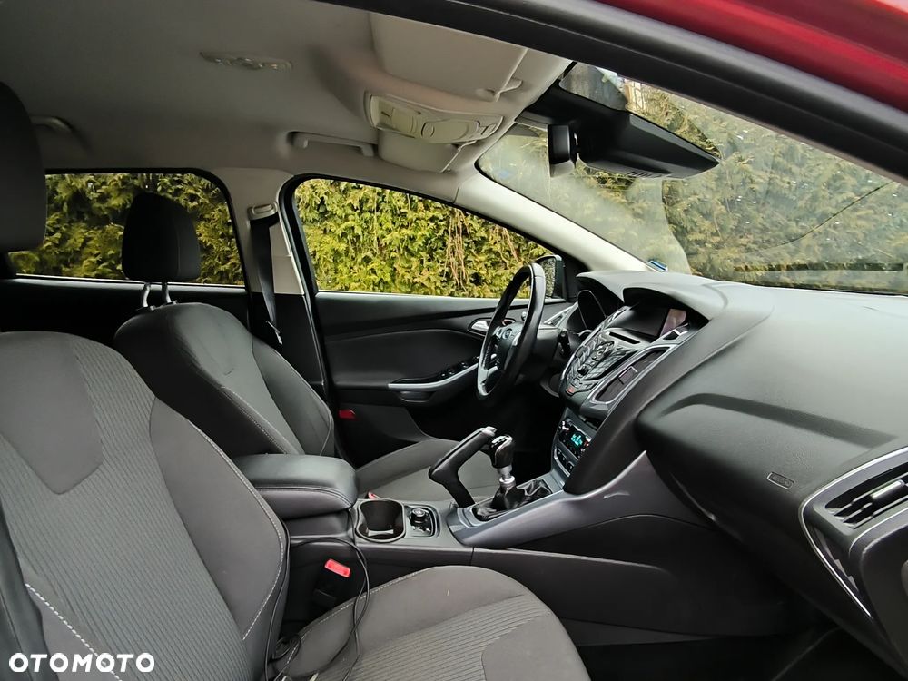 Ford Focus 2.0 TDCi DPF Titanium - 13