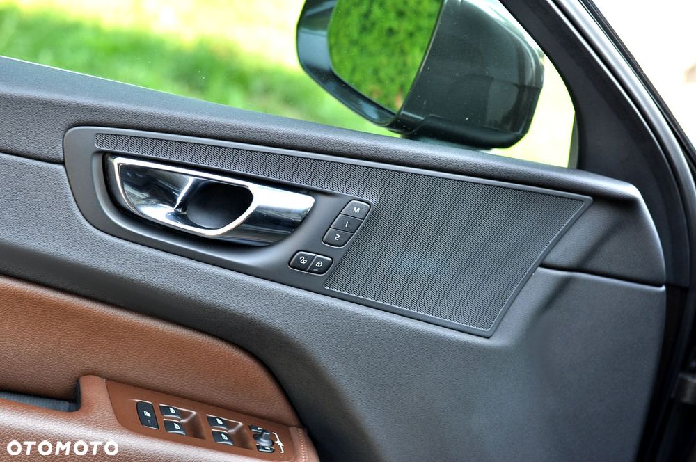 Volvo XC 60 D4 Geartronic Inscription - 17