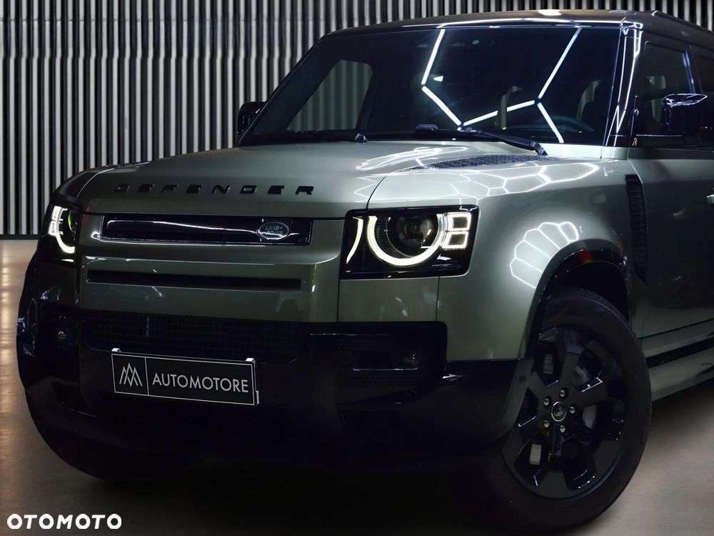 Land Rover Defender 110 D300 X-Dynamic HSE - 2