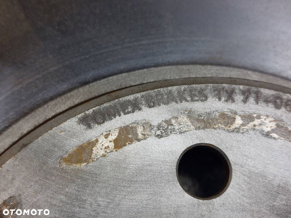 TARCZE HAMULCOWE PRZÓD KLOCKI ZACISKI MERCEDES W210 E270 2.7 CDI ID: 238160 - 4