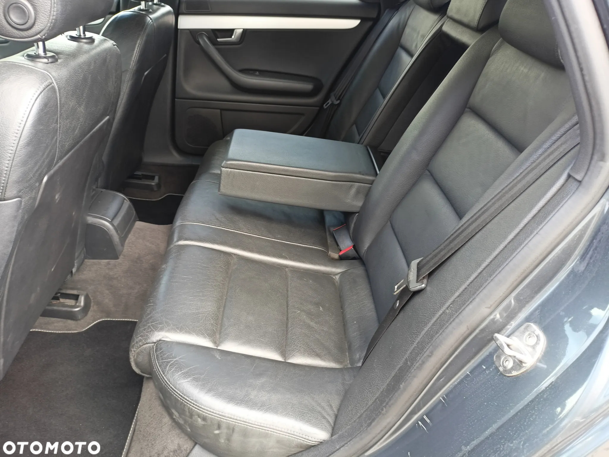 Audi A4 Avant 1.8 T quattro - 14