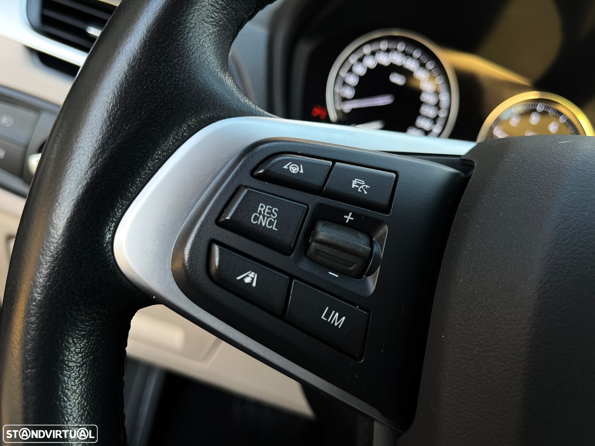 BMW X1 18 i sDrive xLine Auto - 23