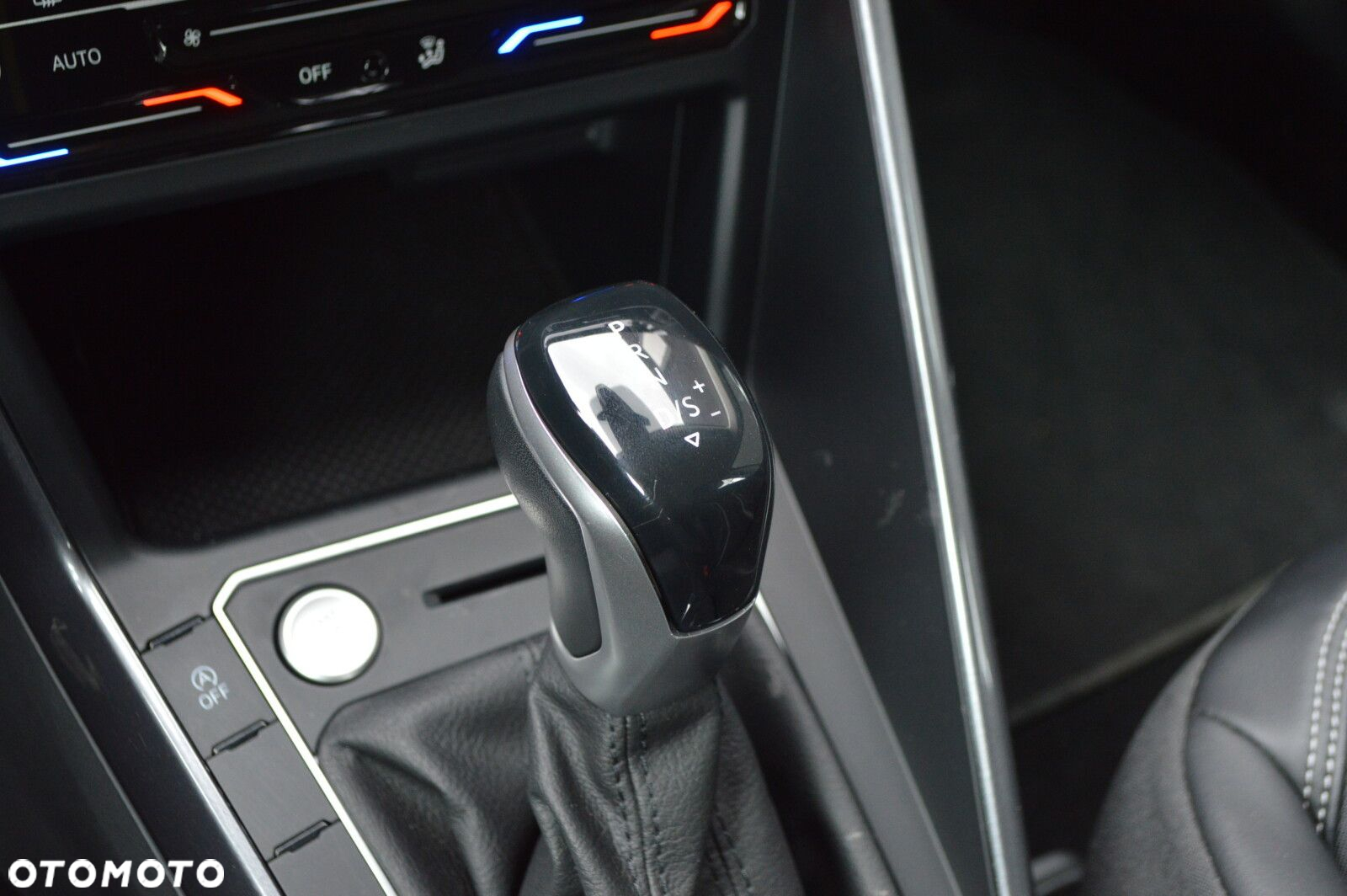 Volkswagen Taigo 1.5 TSI ACT Style DSG - 16