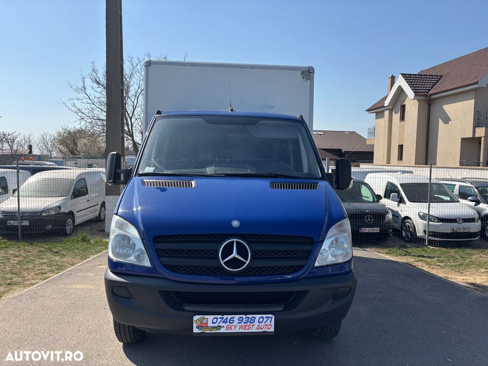 Mercedes-Benz Sprinter - 3