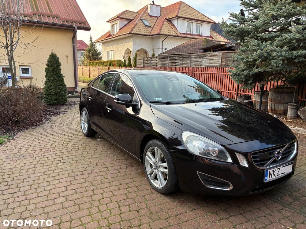Volvo S60 D3 Summum - 1