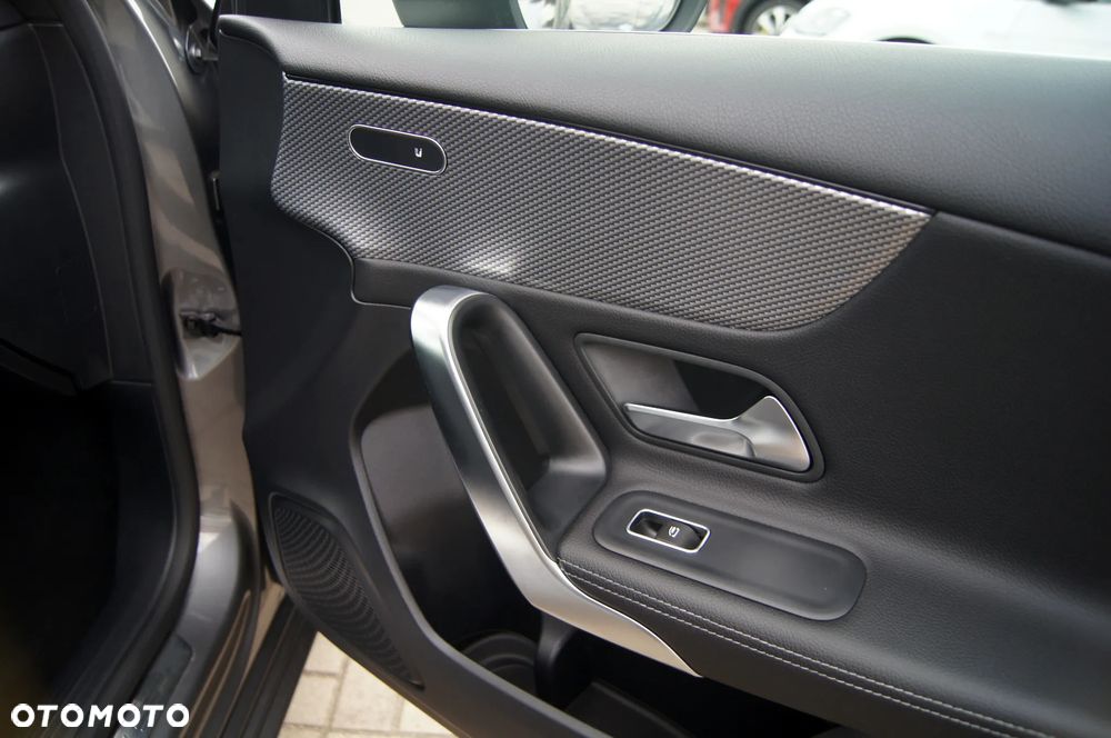 Mercedes-Benz Klasa A 200 - 17