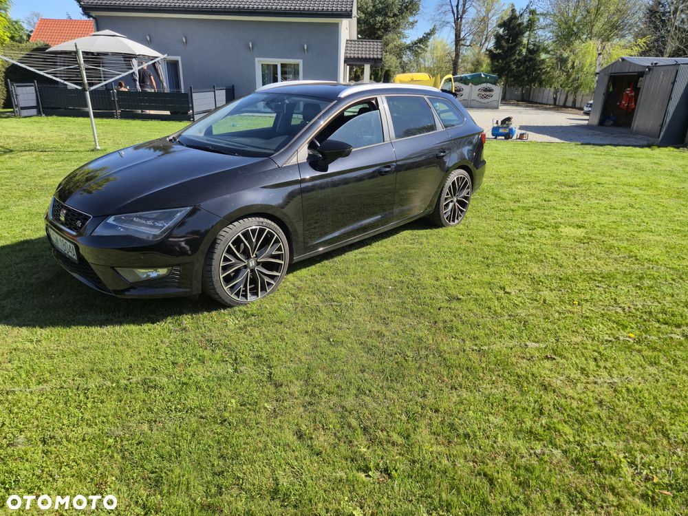 Seat Leon Sportstourer 2.0 TDI Start&Stop FR - 3