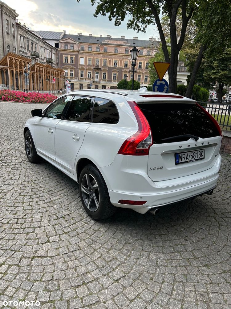 Volvo XC 60 - 4