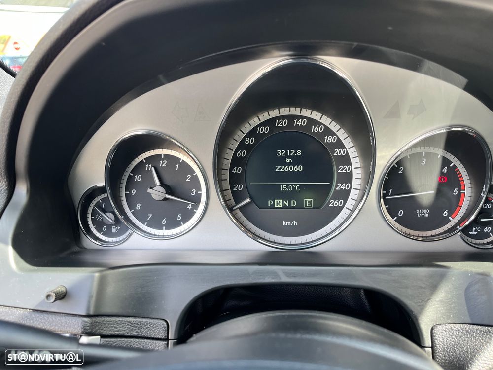 Mercedes-Benz E 220 CDI Avantgarde Aut. - 9
