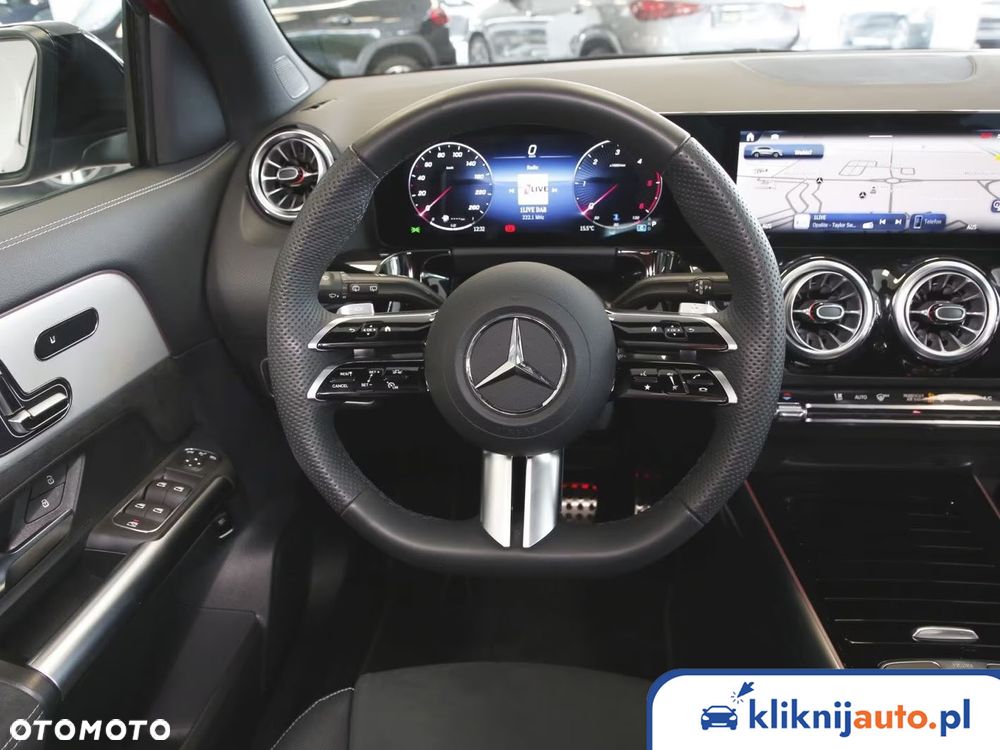 Mercedes-Benz GLA 200 AMG Line - 5