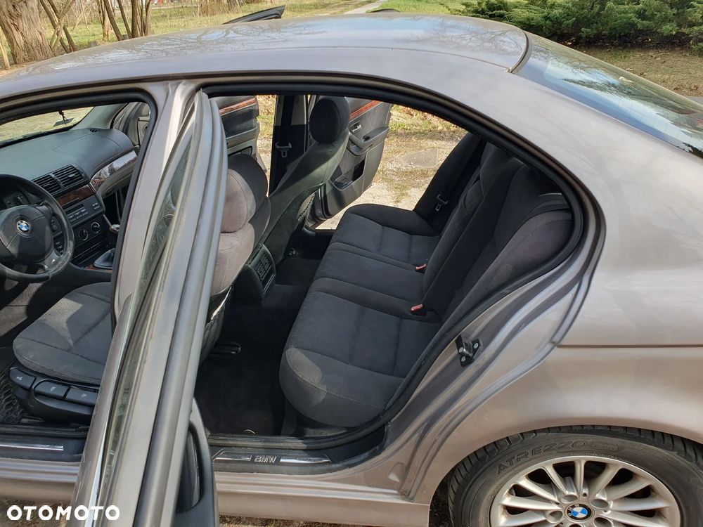 BMW Seria 5 - 17