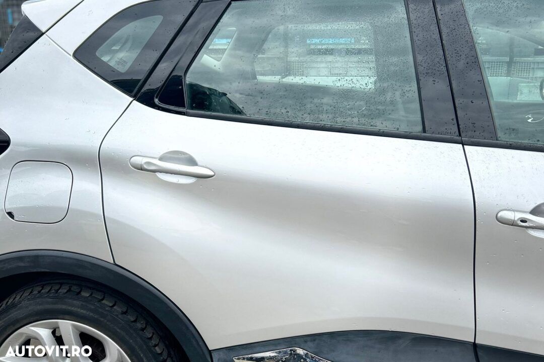 USA DREAPTA SPATE RENAULT CAPTUR – AN 2015 - 1
