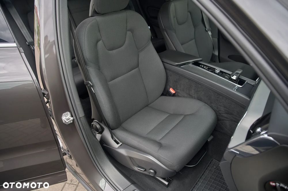 Volvo XC 60 - 24