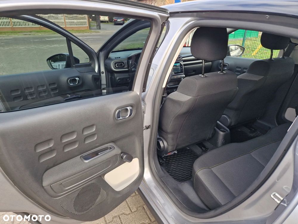 Citroën C3 1.2 PureTech Shine - 26