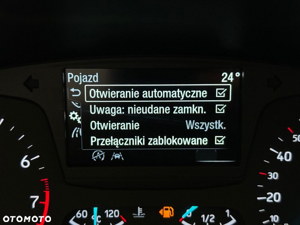 Ford Focus 1.0 EcoBoost Trend - 34