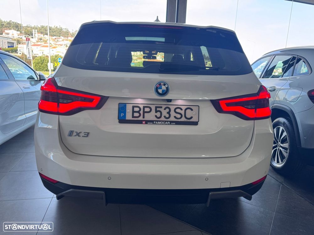 BMW iX3 Inspiring - 8