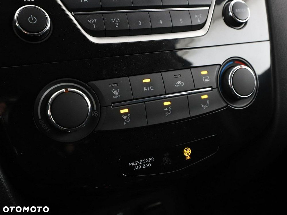 Nissan X-Trail 1.6 DIG-T Visia - 24