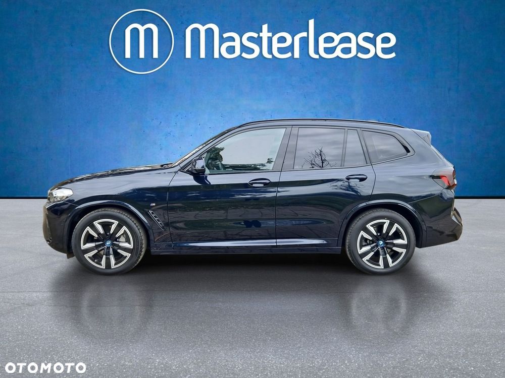 BMW iX3 - 5