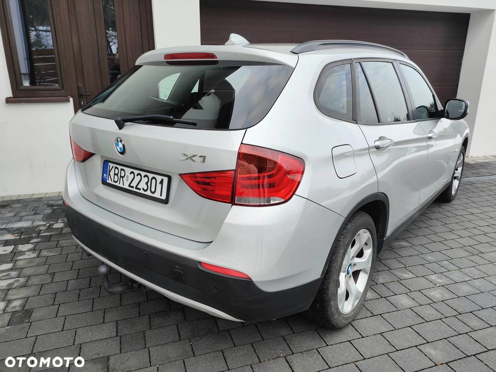 BMW X1 xDrive18d Sport Line - 6