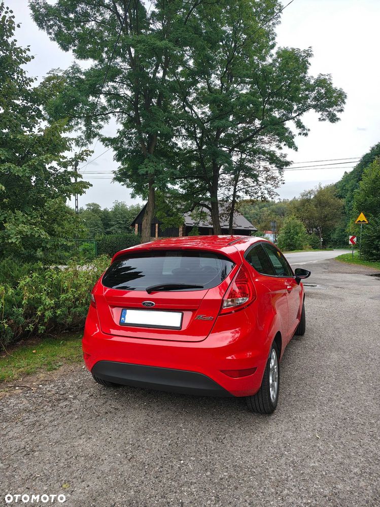 Ford Fiesta 2012 photo 4