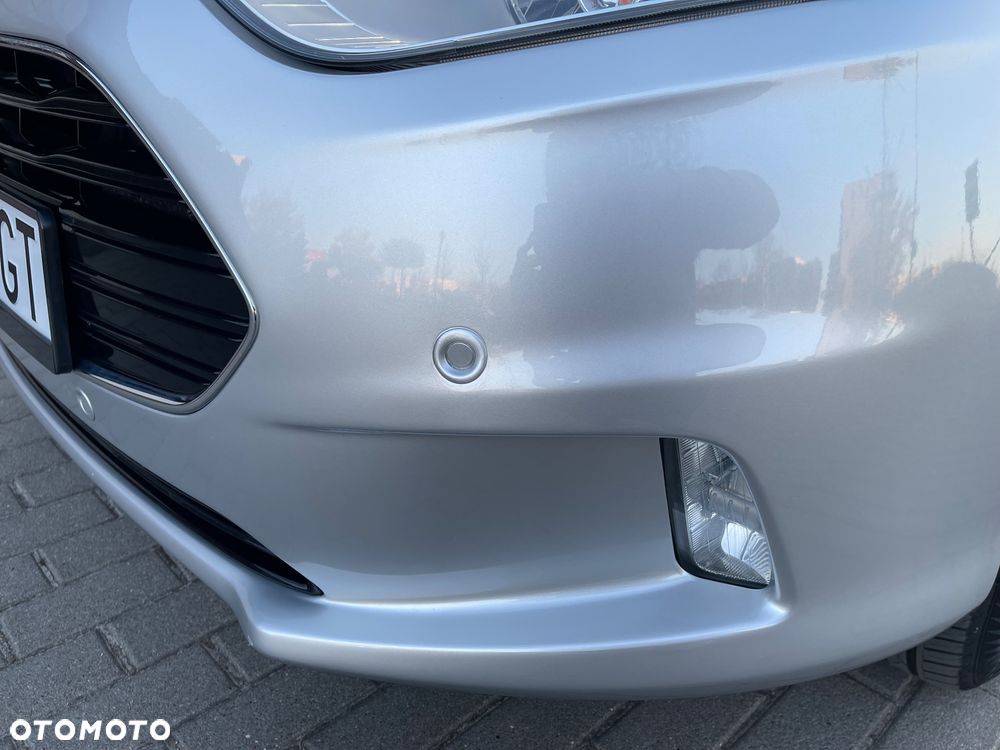 Ford B-MAX 1.6 Titanium - 24