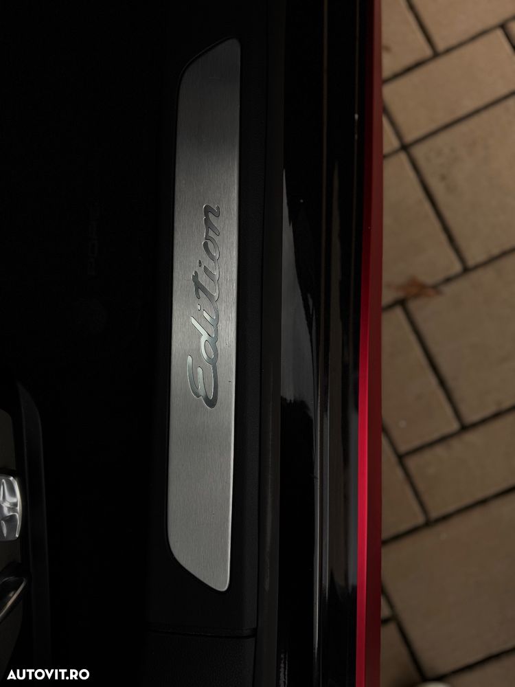 Porsche Panamera - 12