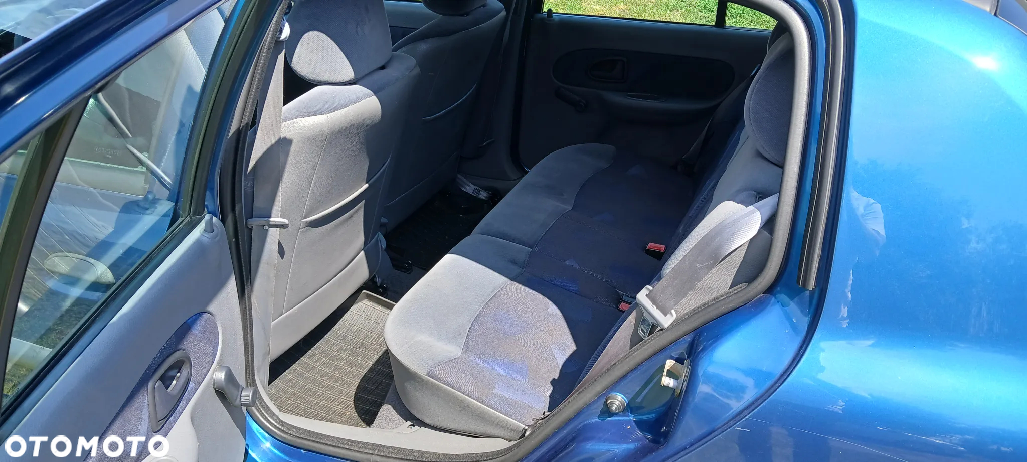 Renault Clio 1.4i RN - 10