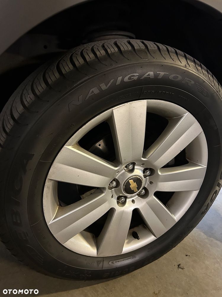 Chevrolet Captiva 3.2 LT high - 32