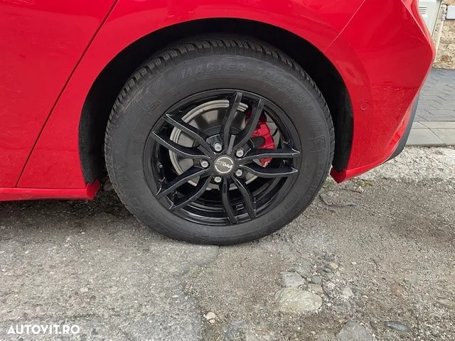 Ford Focus 1.5 TDCi Powershift Titanium - 9