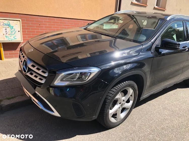 Mercedes-Benz GLA 200 7G-DCT AMG Line - 1