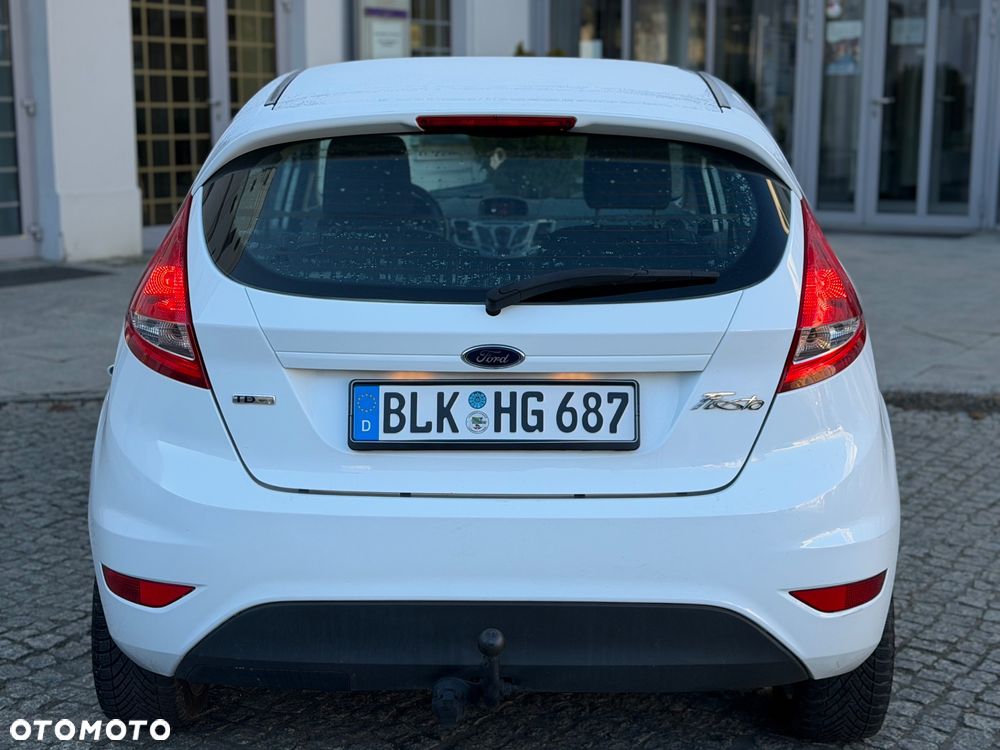Ford Fiesta 1.6 TDCi Ghia - 13