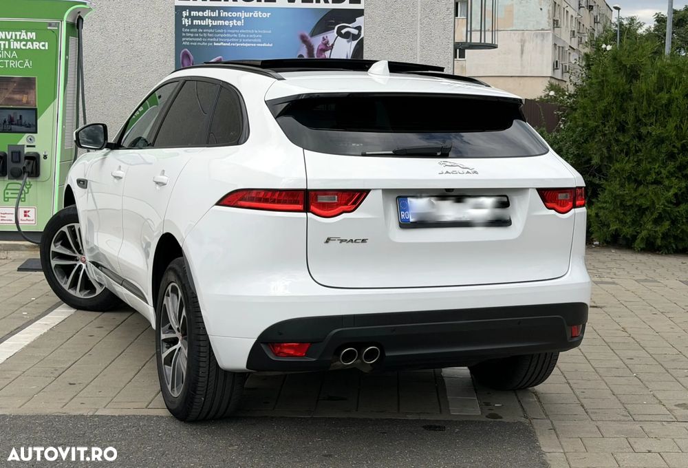 Jaguar F-Pace 20d AWD R-Sport - 4