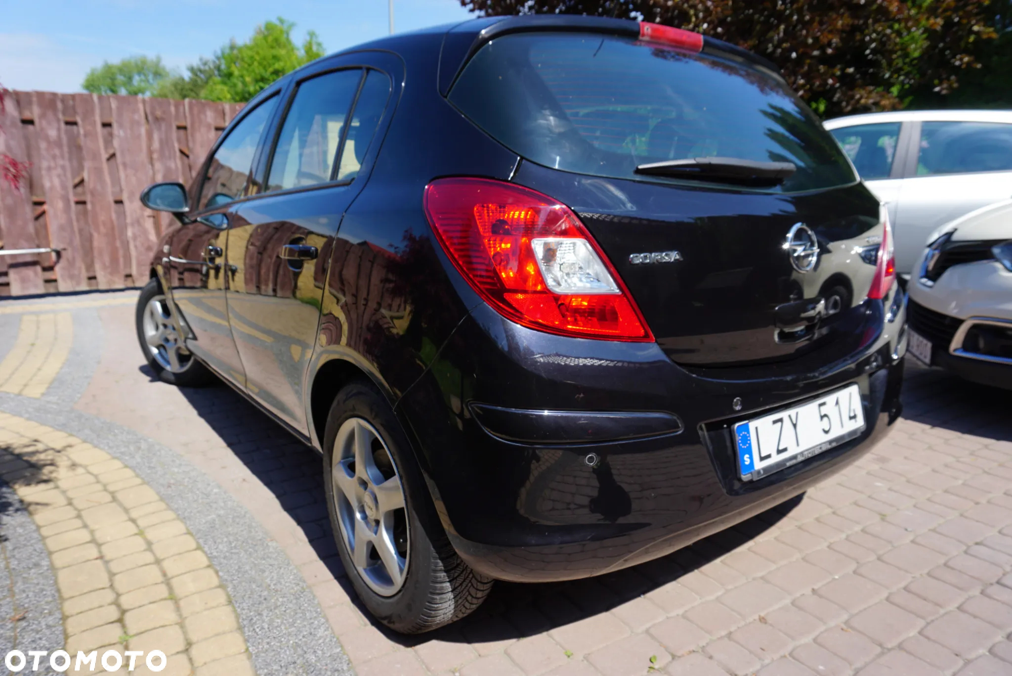 Opel Corsa 1.2 16V Essentia - 14
