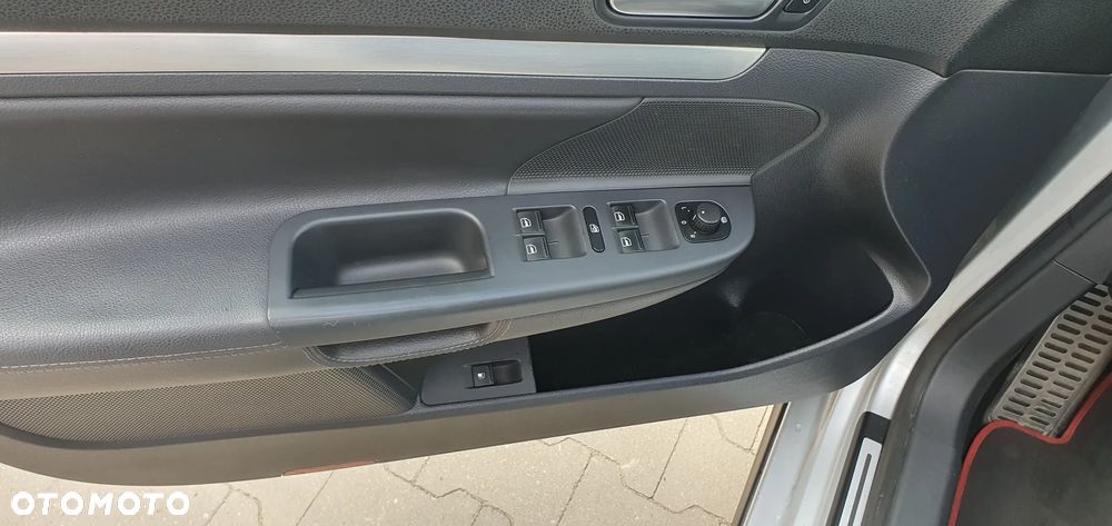 Volkswagen Golf - 26