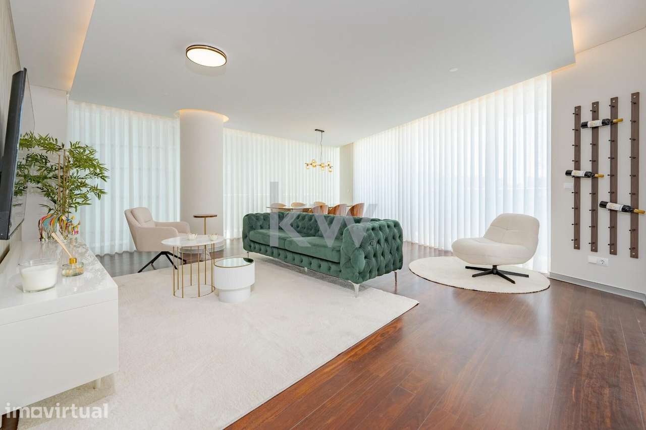 APARTAMENTO T4 - EDIFÍCIO FUNCHAL CENTRUM - PLAZA - CENTRO DO FUNCHAL - Grande imagem: 2/37